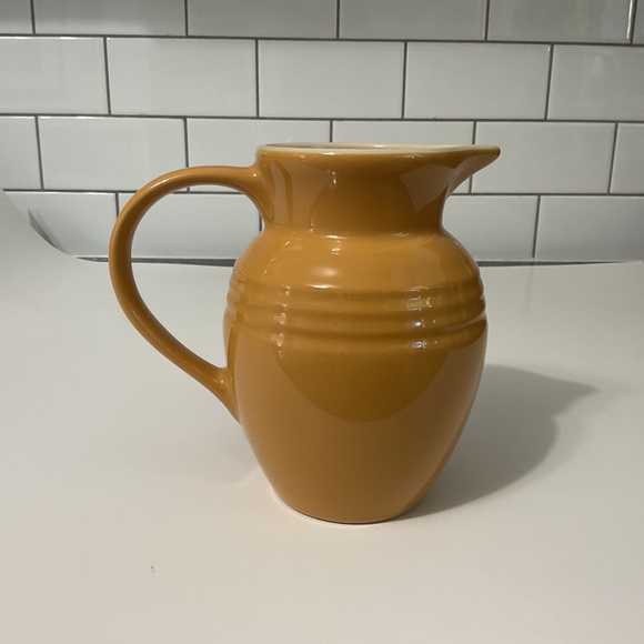 Original Le Creuset Stoneware Tan Colour Pitcher Jug - Picture 5 of 7